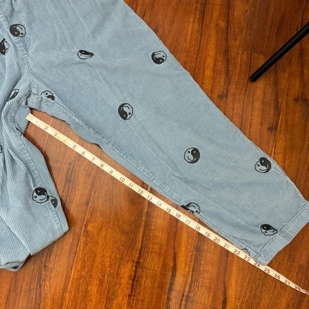 Urban Outfitters Yin Yang Smiley Face Corduroy Pants Drawstring Size Medium - Picture 10 of 10